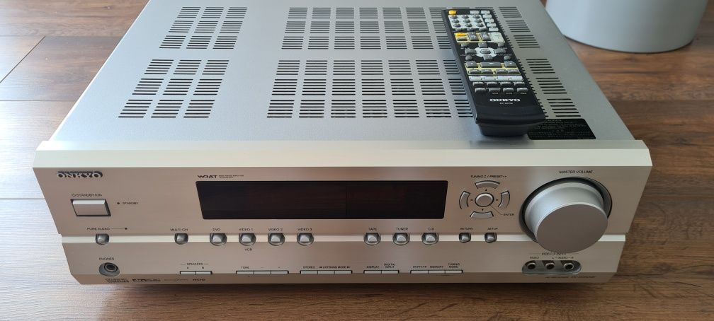 Amplituner Onkyo TX-SR504E