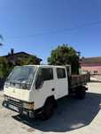 Mitsubishi canter tribasculante 140 mil quilometros