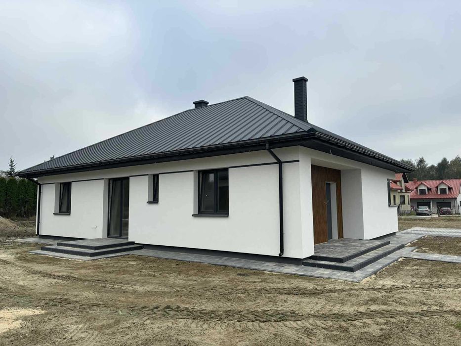 Przestronny dom jednorodzinny w pięknej okolicy o powierzchni 125 m2 !