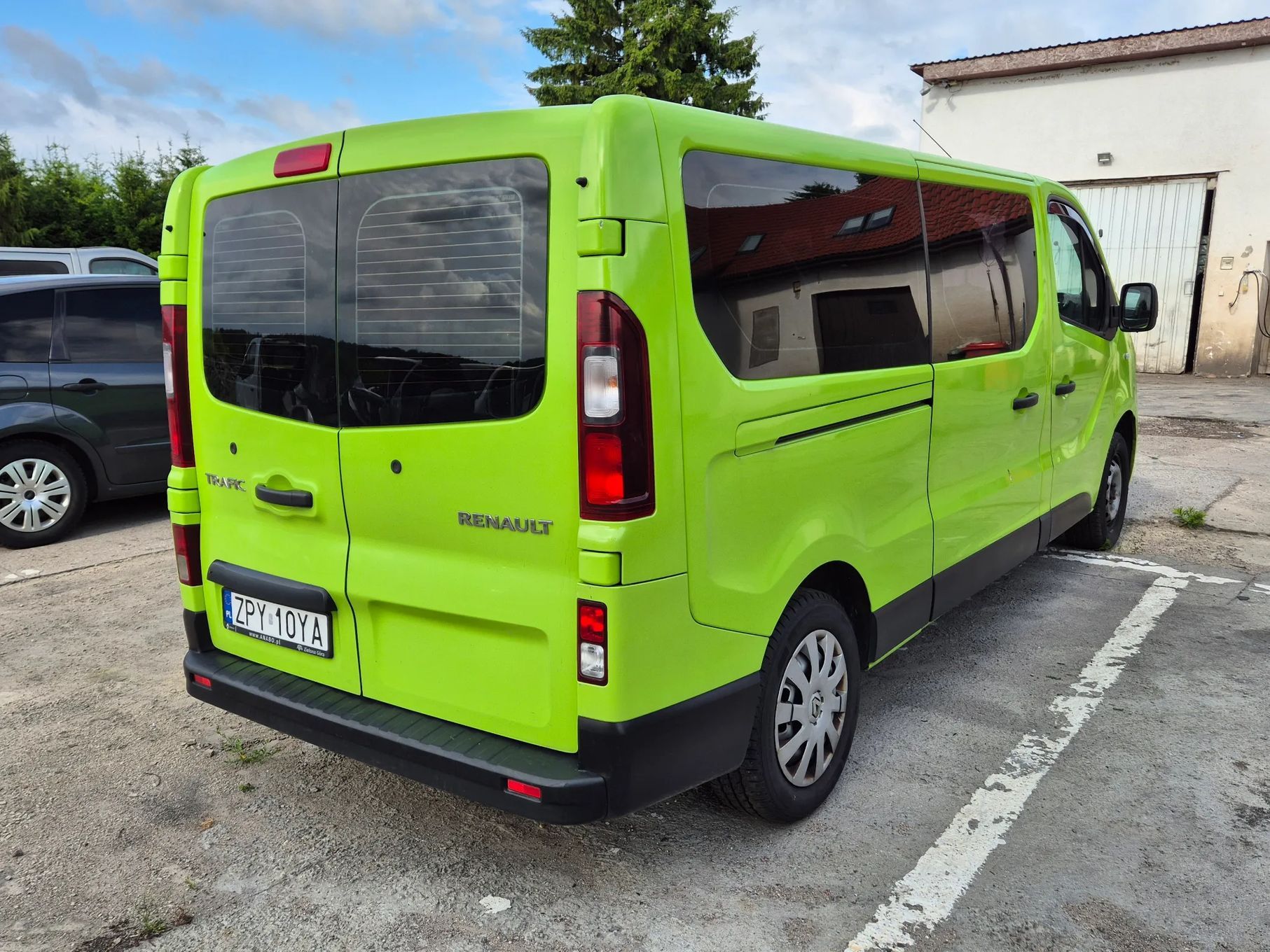 Renault Trafic Renault Trafic Sprzedam 2017r USZKODZONY SILNIK