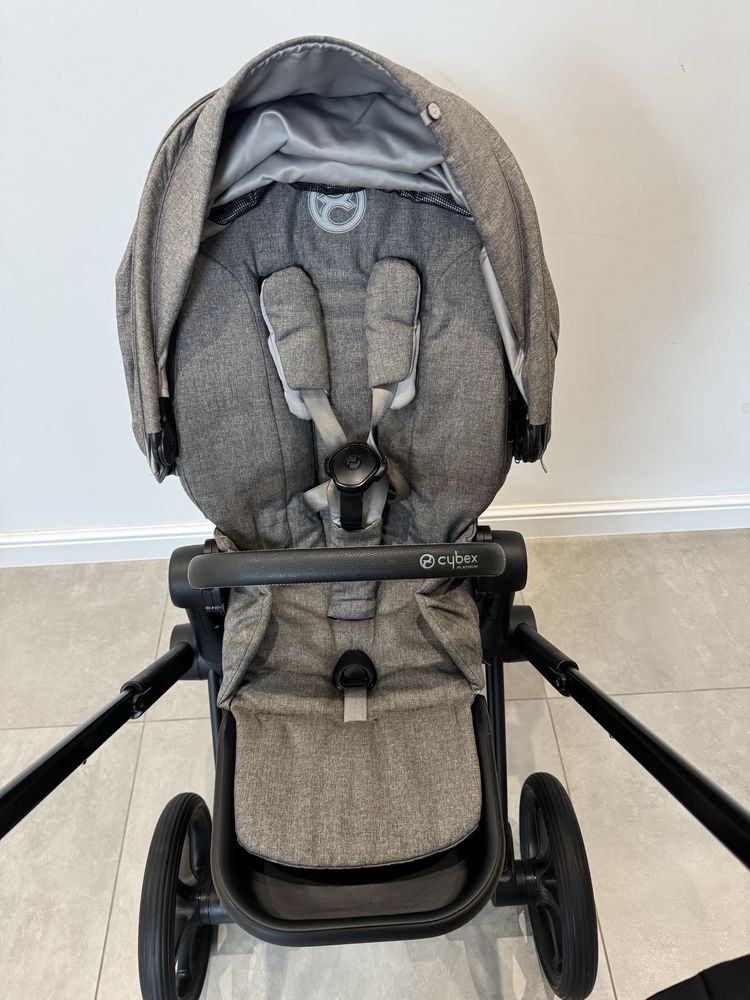 Spacerówka Cybex Priam 4.0 Manhattan Grey / Black Matt