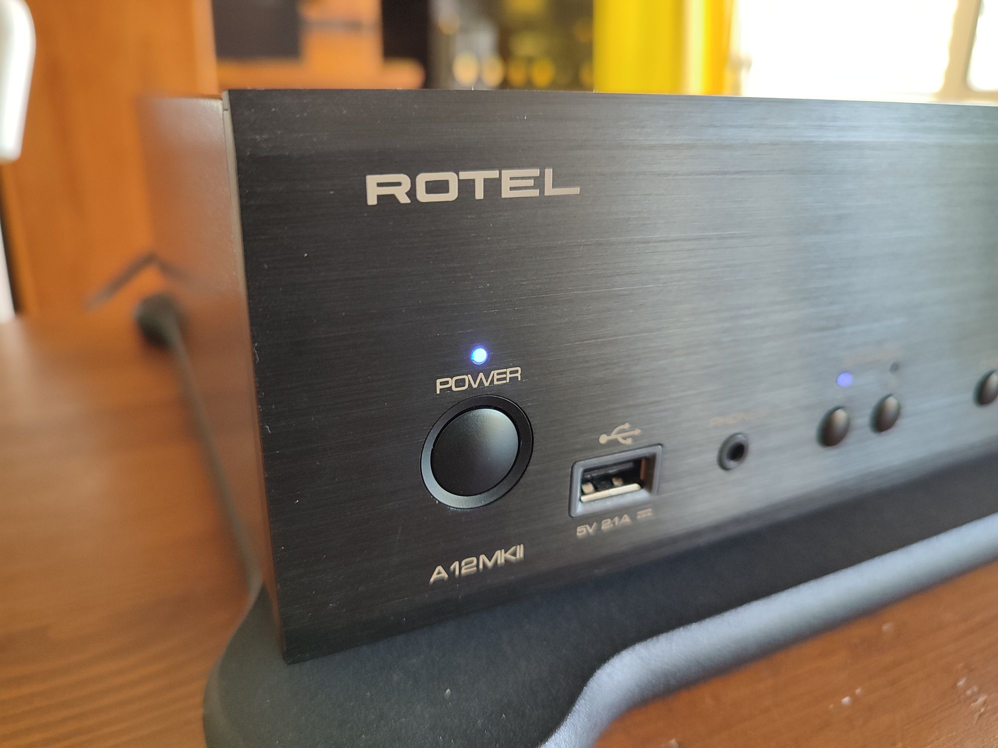 Rotel A-12 MK2 Amplificador Hi-Fi C/Novo!