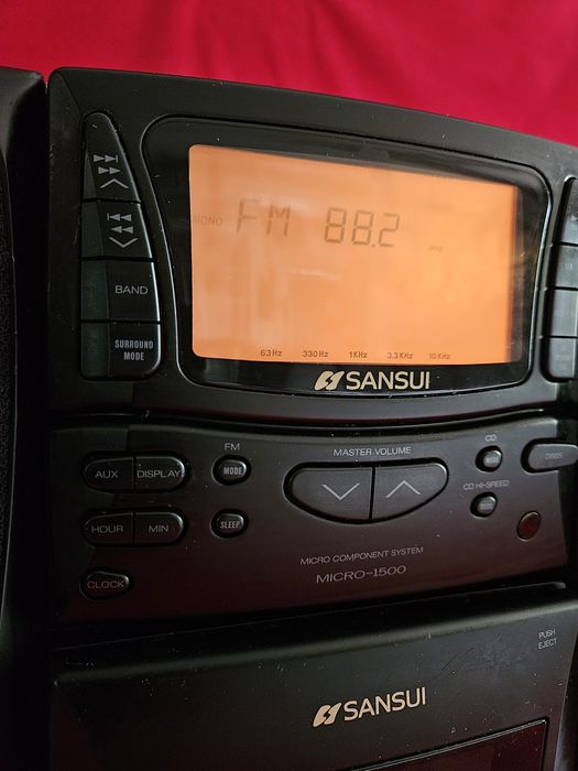 Japońska wieża z kolumnami Sansui