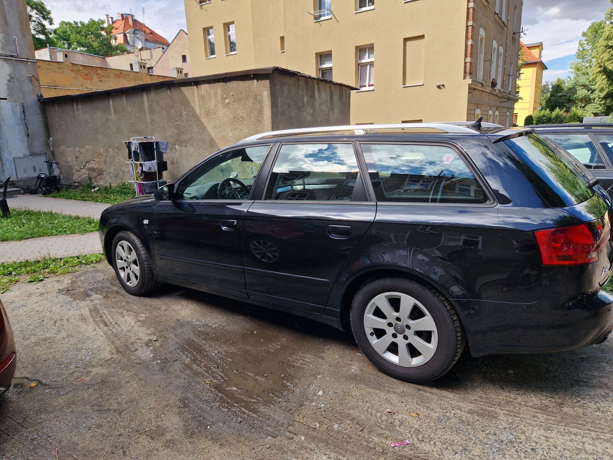 Audi a4b7 2.0 tdi bpw multitronic 180km szyberdach automat