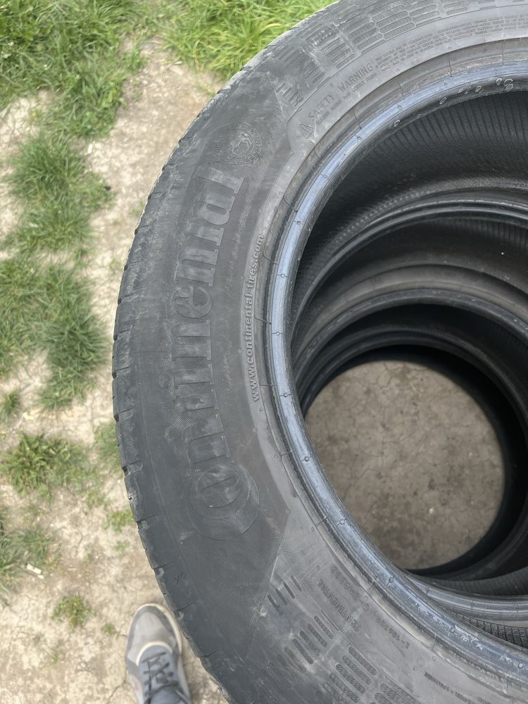 Резина235/60R18Хороший стан