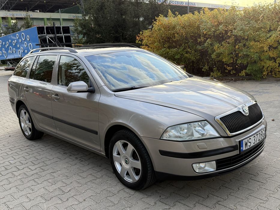 Skoda Octavia 2.0tdi 140Km/Hak/Nowy Rozrąd,Olej/Skora/Szyberdach/Klima