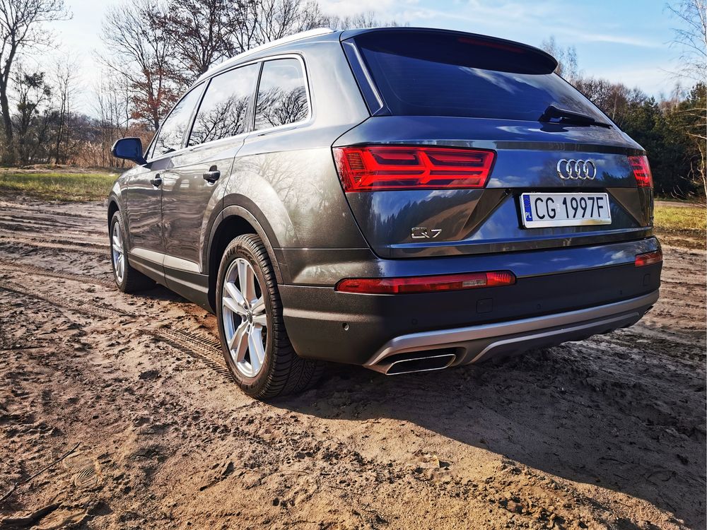 Audi Q7 S LINE Zarejestrowany Diesel