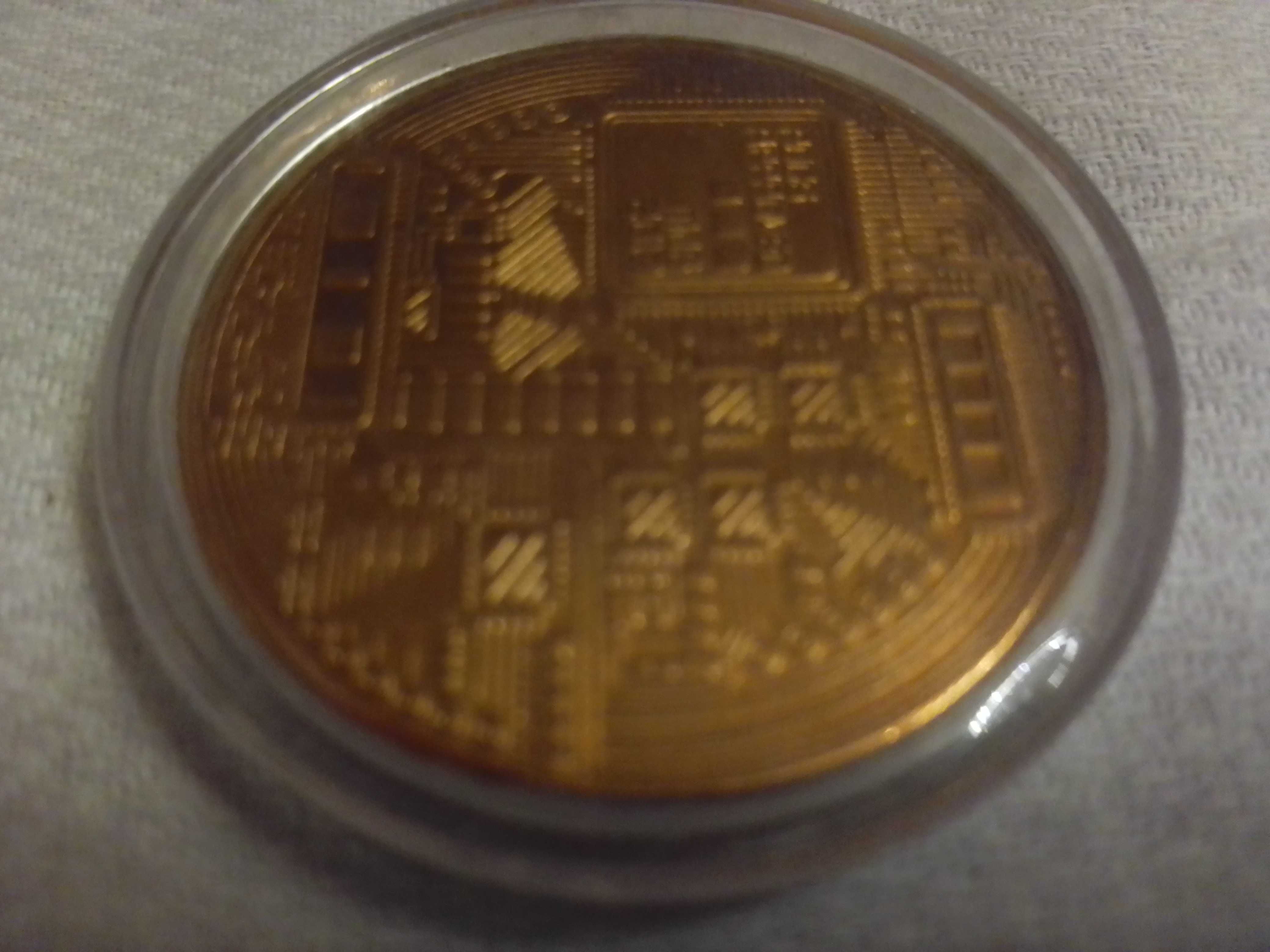 Bitcoin miedź moneta kolekcjonerska w kapsule