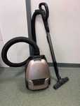 Odkurzacz ELECTROLUX Pure PD91-8SSM