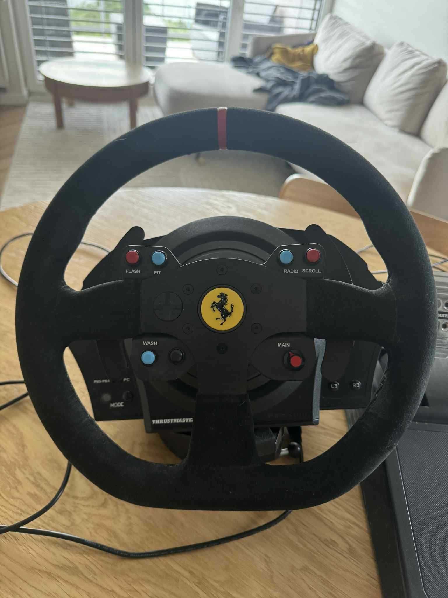 Kierownica Thrustmaster Ferrari T300 Alcantara-Edition
