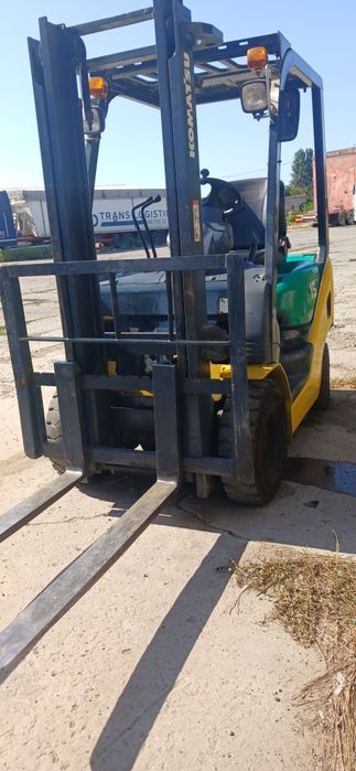 Продам погрузчик Komatsu FD 15