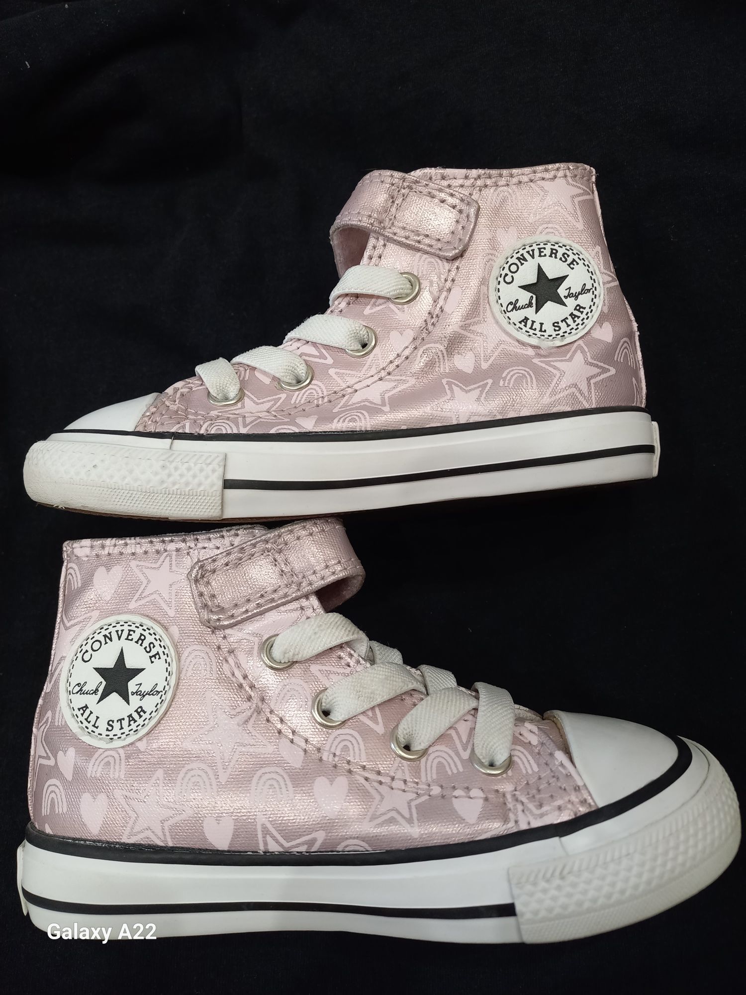 Детские converse 22-23 размер.