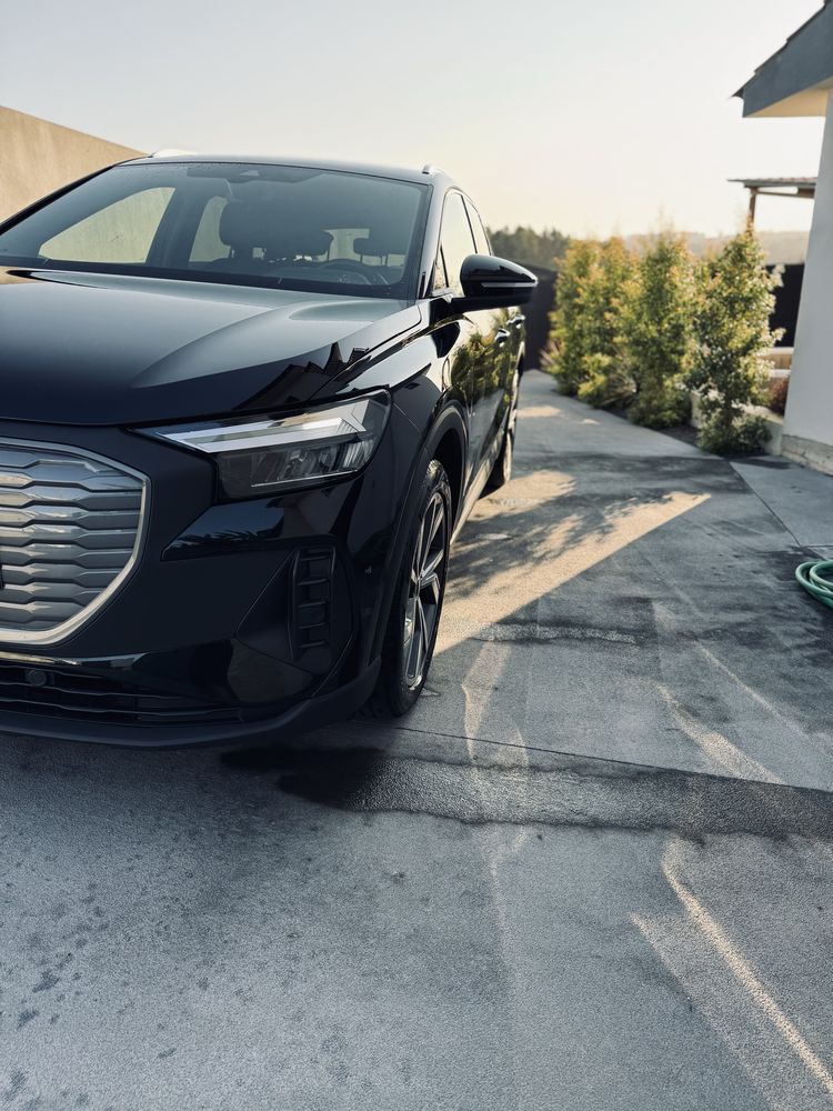 Audi   Q4 E-Tron
