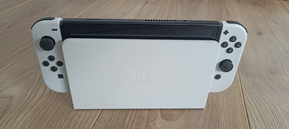Nintendo Świtach OLED na gwarancji