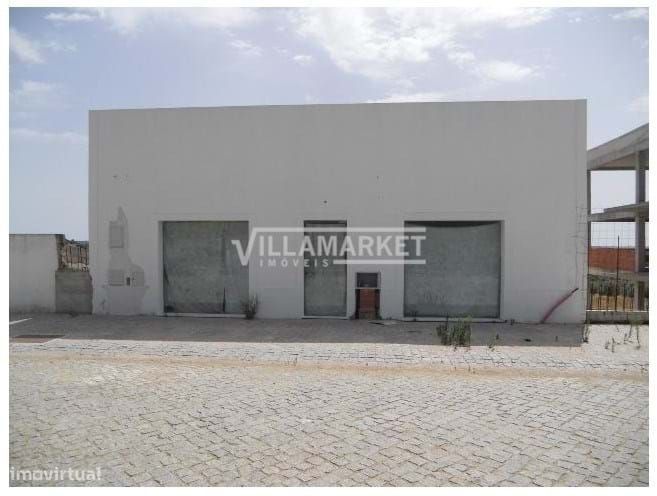 Lote de terreno urbano destinado a comércio em Alvito , Beja- Alentejo