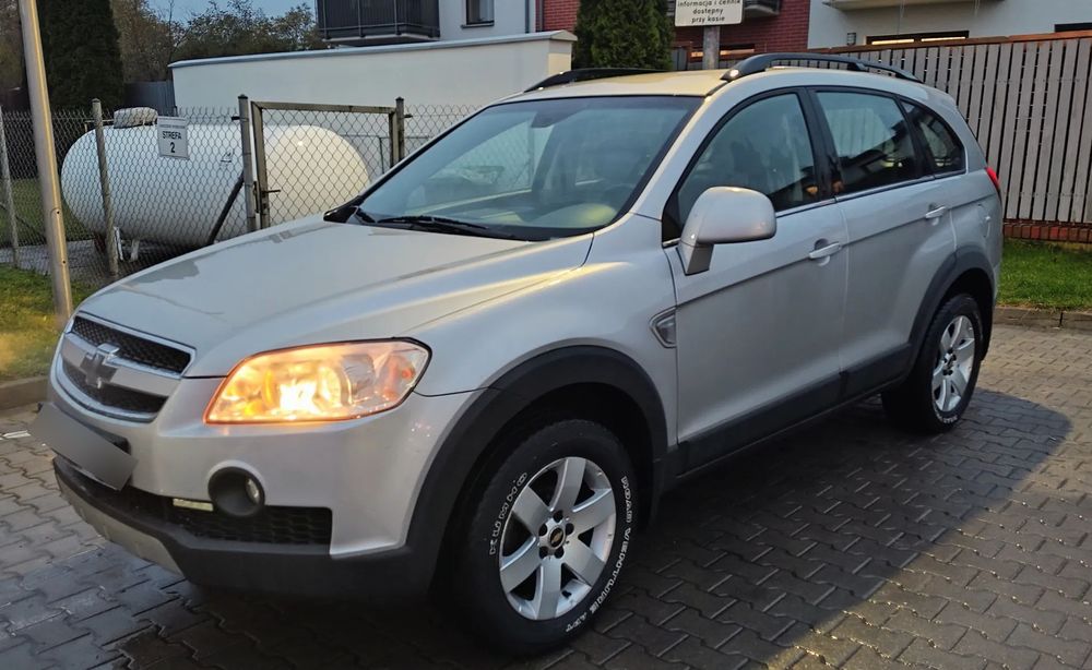 Chevrolet Captiva Chevrolet Captiva 4x4 7-osobowa • LPG
