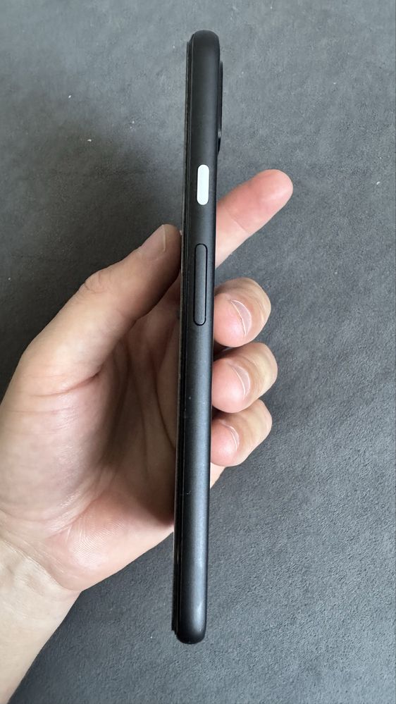 Pixel 4xl пам'ять 6/64