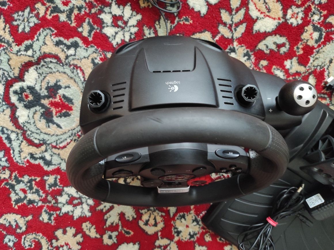 Ігрове кермо Logitech Driving Force GT