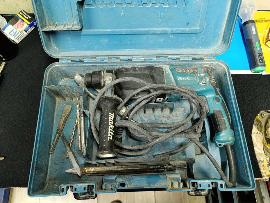 Młotowiertarka Makita HR2610 + walizka