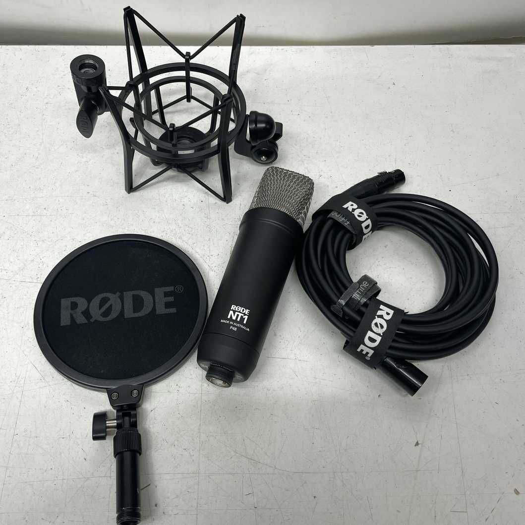 Студийный микрофон Rode NT1 Signature идеальный