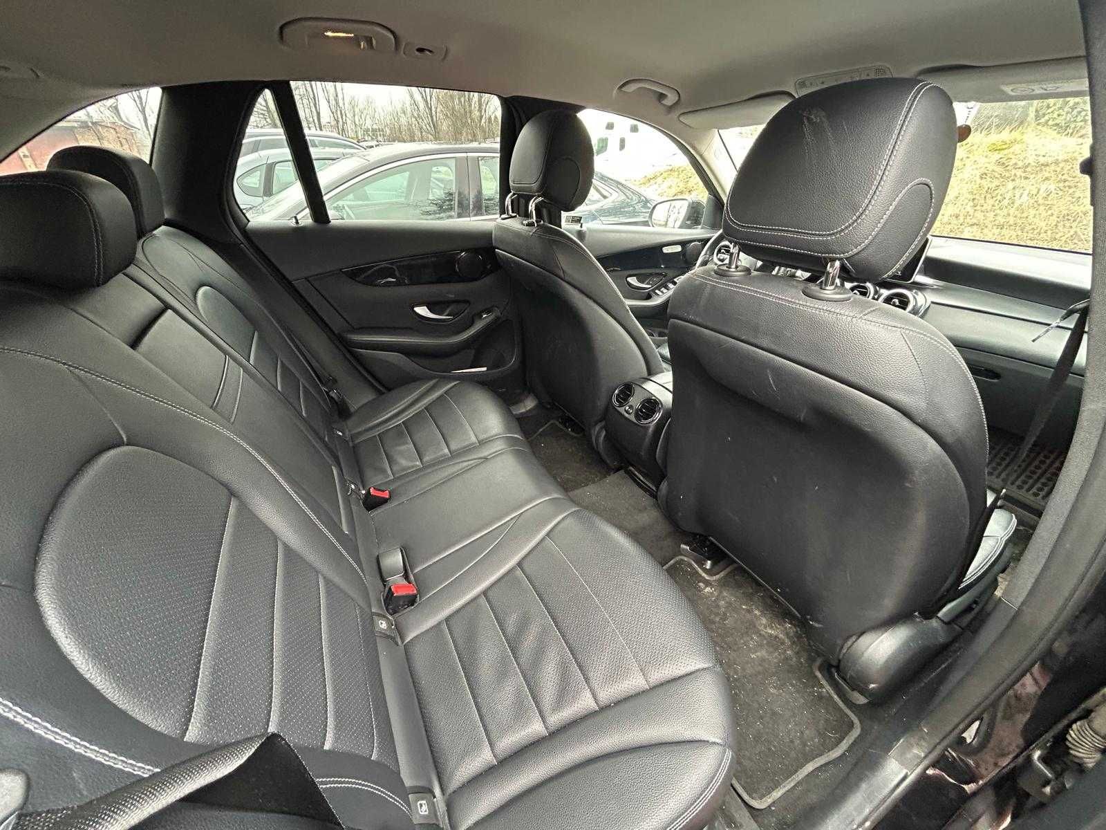 Syndyk sprzeda Mercedes - Benz GLC 250 4MATIC 2016 rok