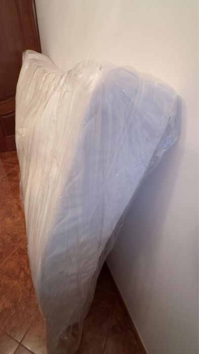 Materac 140x200 (prawie nowy)