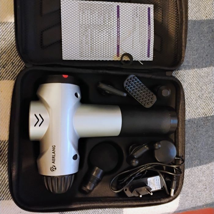 Масажний пістолет AERLANG