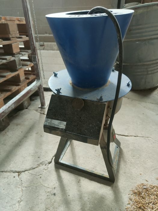 Rozdrabniarka do siana, słomy