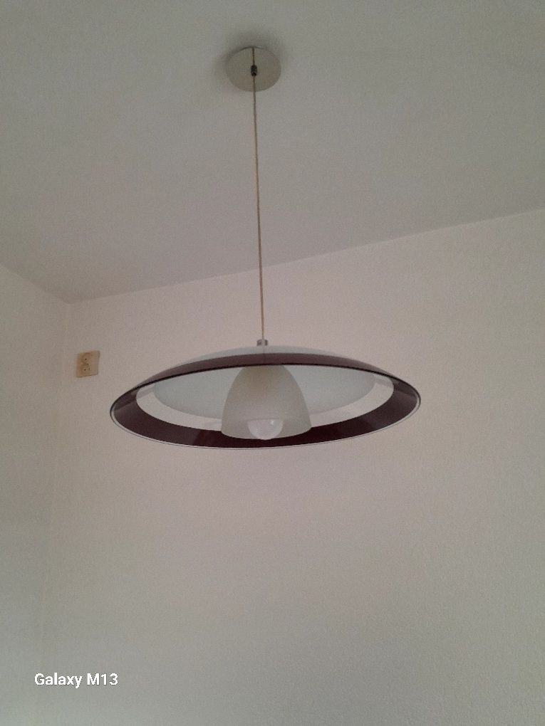 Stół okrągły 100cm 4 krzesła lampa