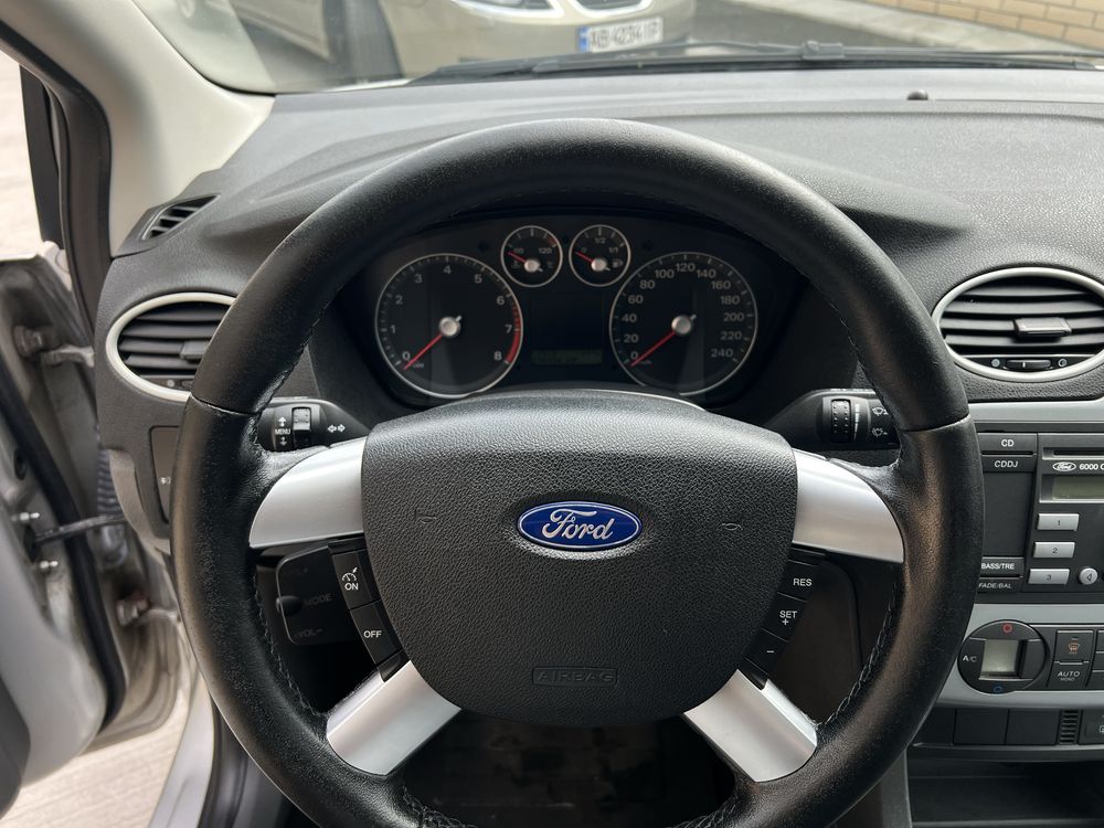 Ford Focus 1.6 MPI