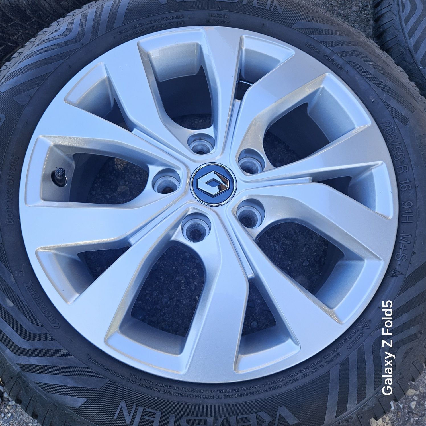 Koła całoroczne 205/55/16 Renault Megane IV 5x114,3 TPMS 7,5mm-7,2mm