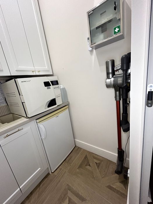 Do wynajęcia nowy, w pełni wyposażony lokal kosmetyczny w centrum