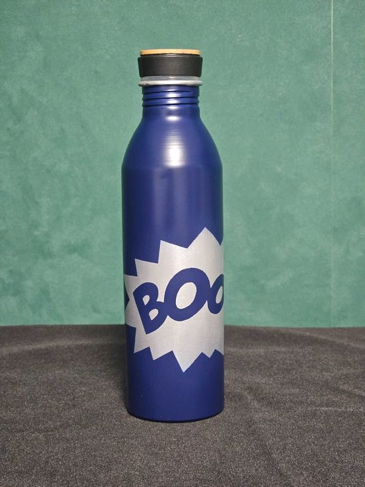 Termos stalowy z kubkiem na kamping, namiot