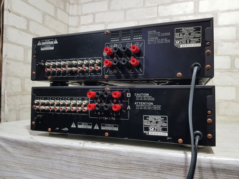 Стерео підсилювач PIONEER A-335+2/337+1, *2x90 Вт, б/у з Німеччини