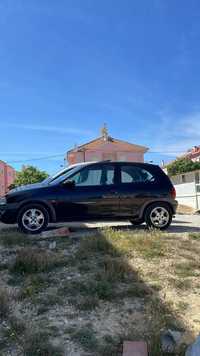 Opel corsa em bom estado motor fiável, vende ou troco por moto.