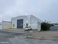 Armazém com 1.050m2 em Sines