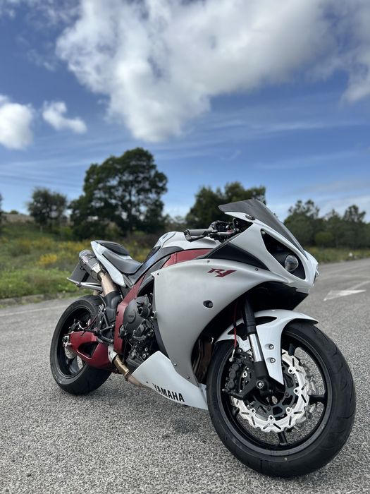 Yamaha r1 crossplane