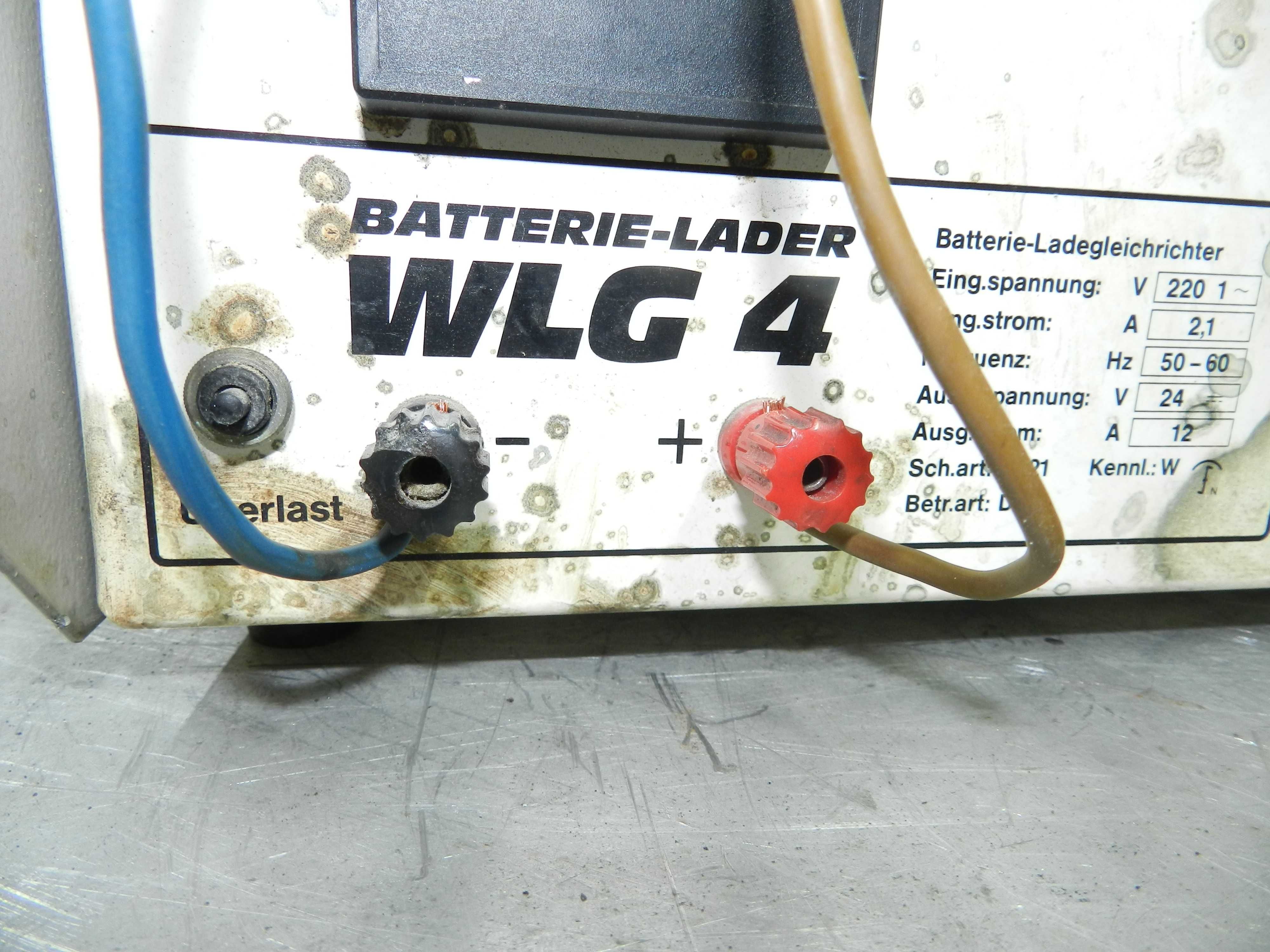 Prostownik Elektron WLG 4 z rozruchem 180 W