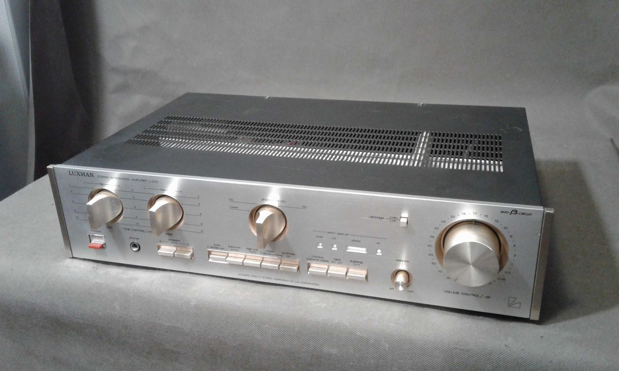 LUXMAN L-235,wzmacniacz stereo