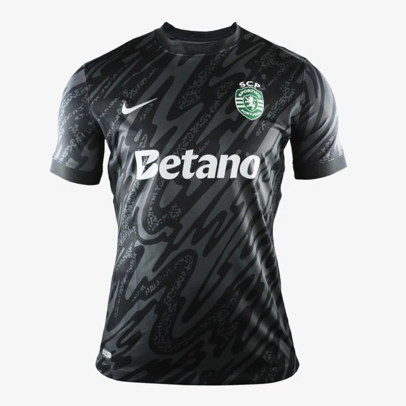Vendo várias camisolas de futebol.