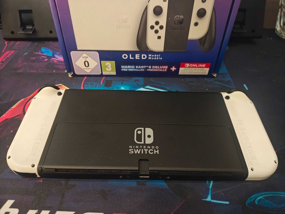 Konsola Nintendo Switch OLED v2 fajny zestaw super stan