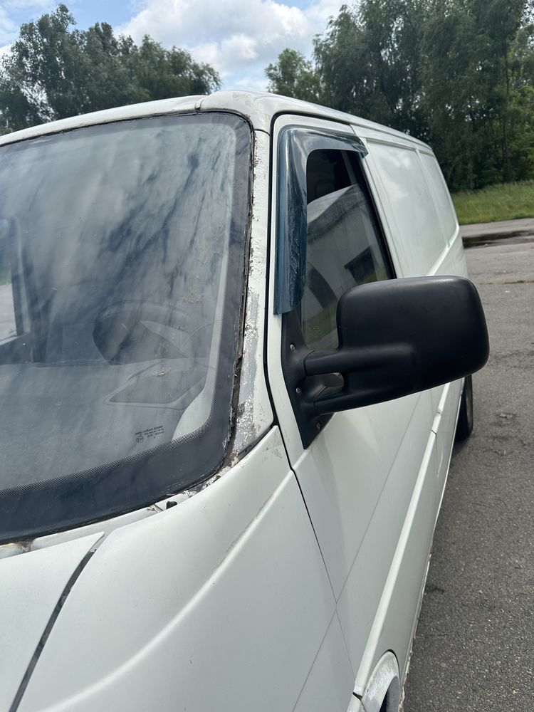 Volkswagen Transporter Грузовий