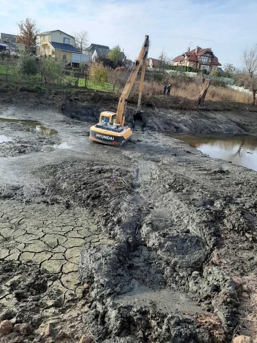 Чистка озер, расчистка рек,углубление озёр,очистка водоемов,екскаватор