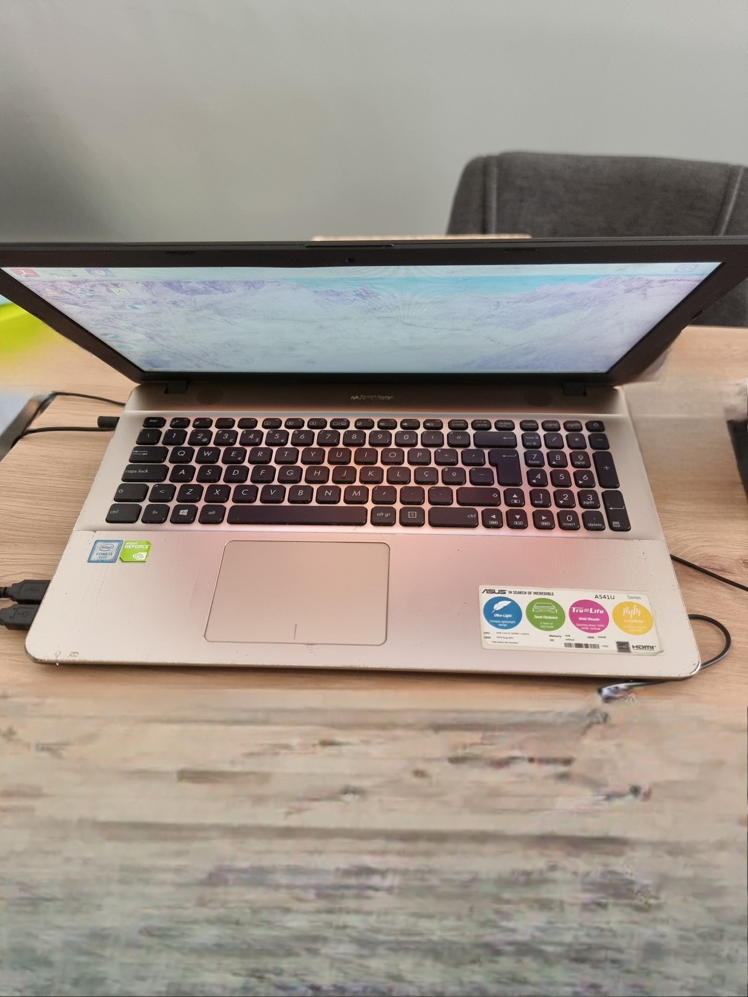 Portátil Asus A541U