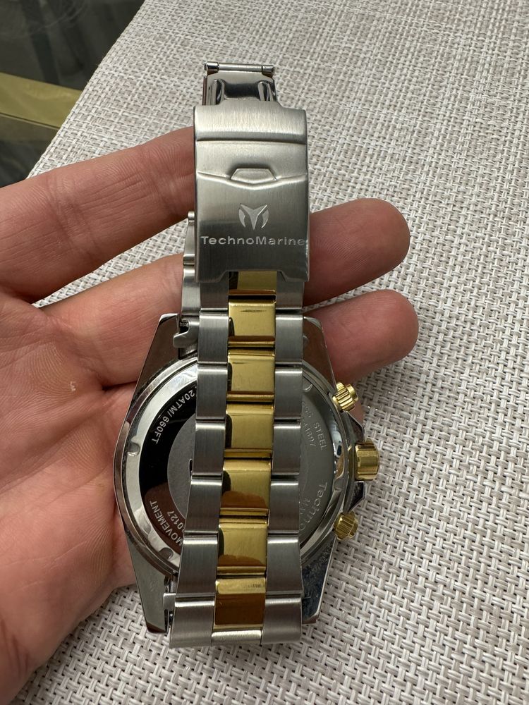 Часы TechnoMarine