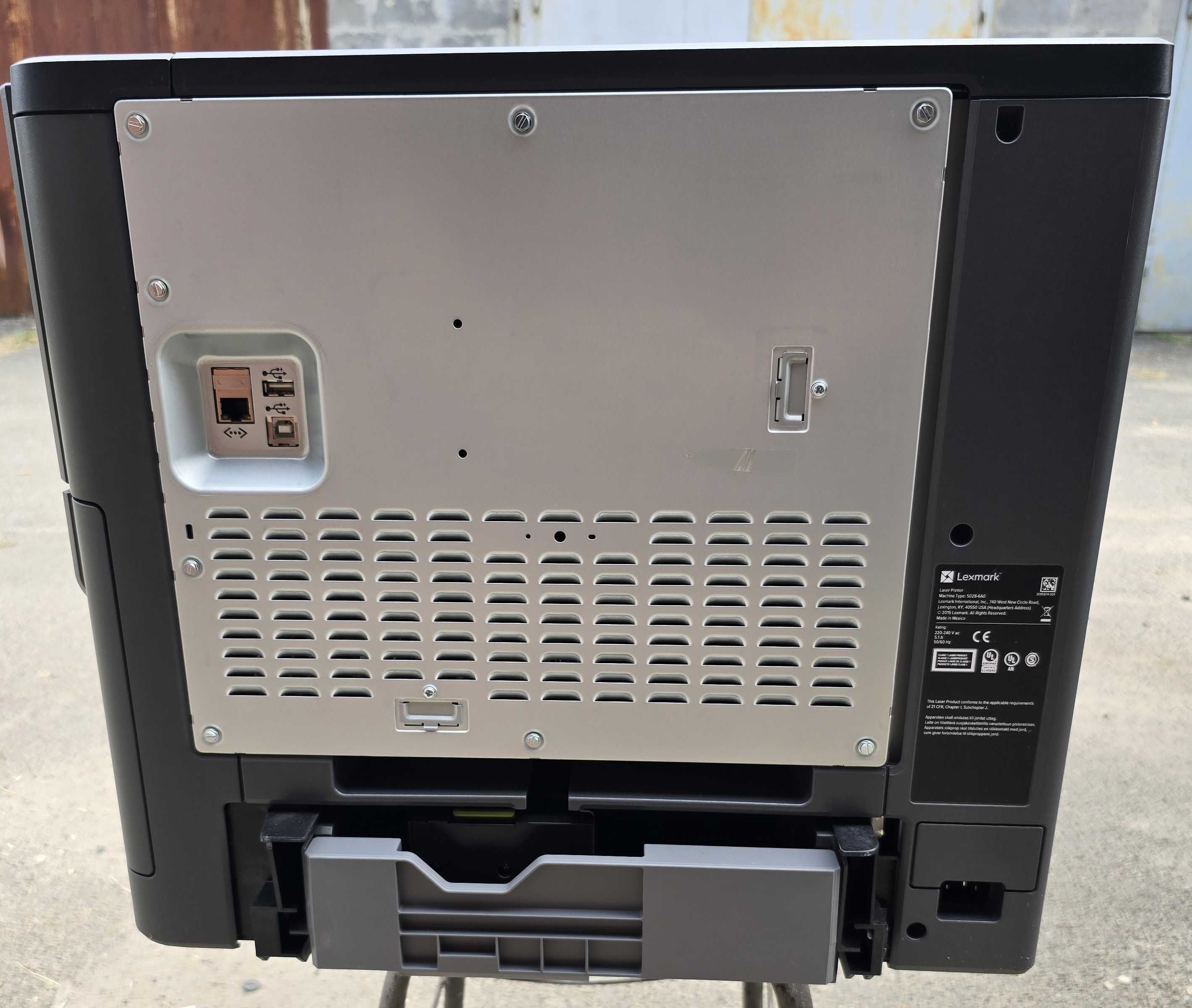 Новий  кольоровий лазерний принтер LEXMARK CS700 серія мережевий