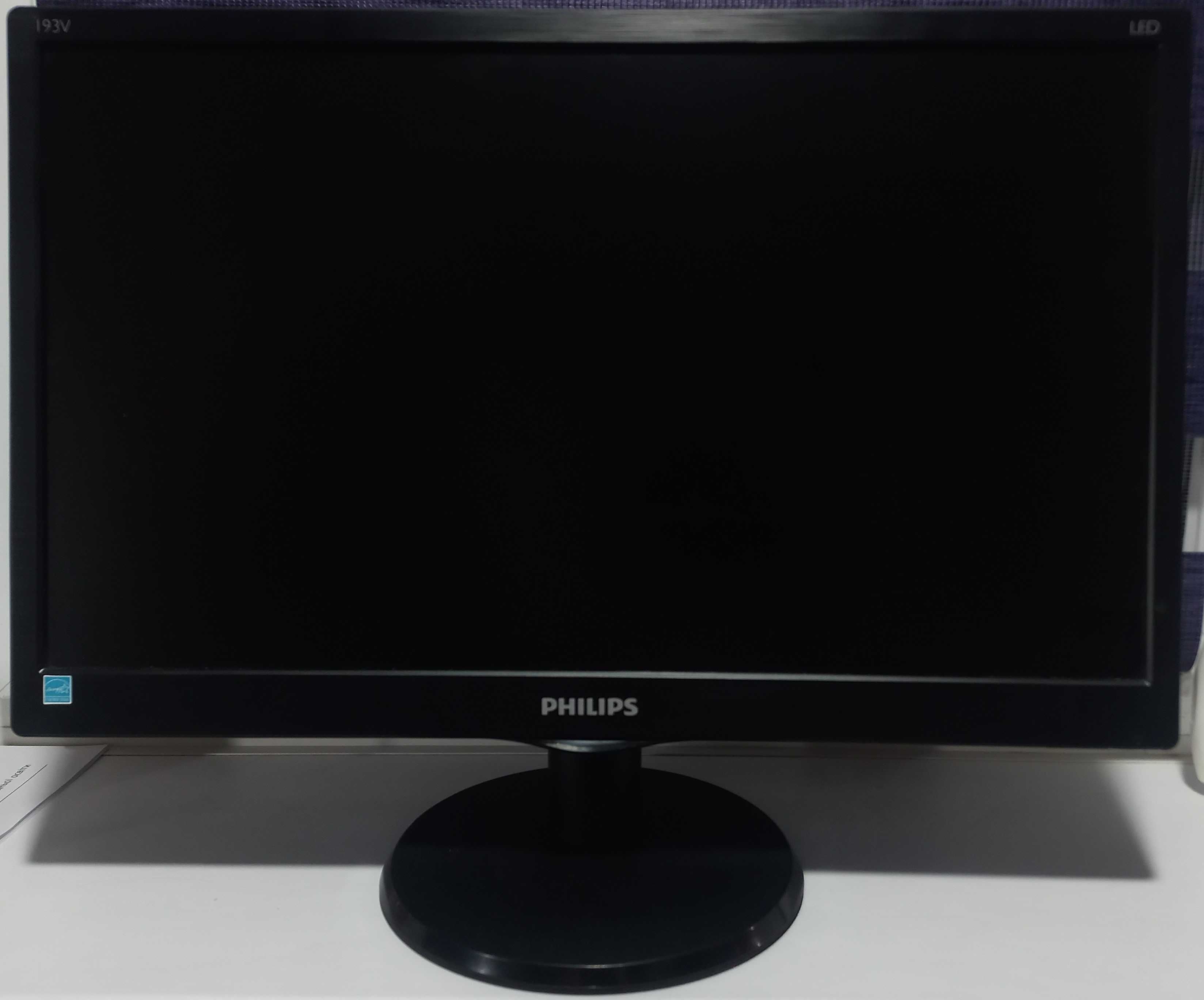 LED монитор 19 дюймов Philips 193V5L 193V5LSB2/62+VGA+ПРОВОД ПИТАНИЯ