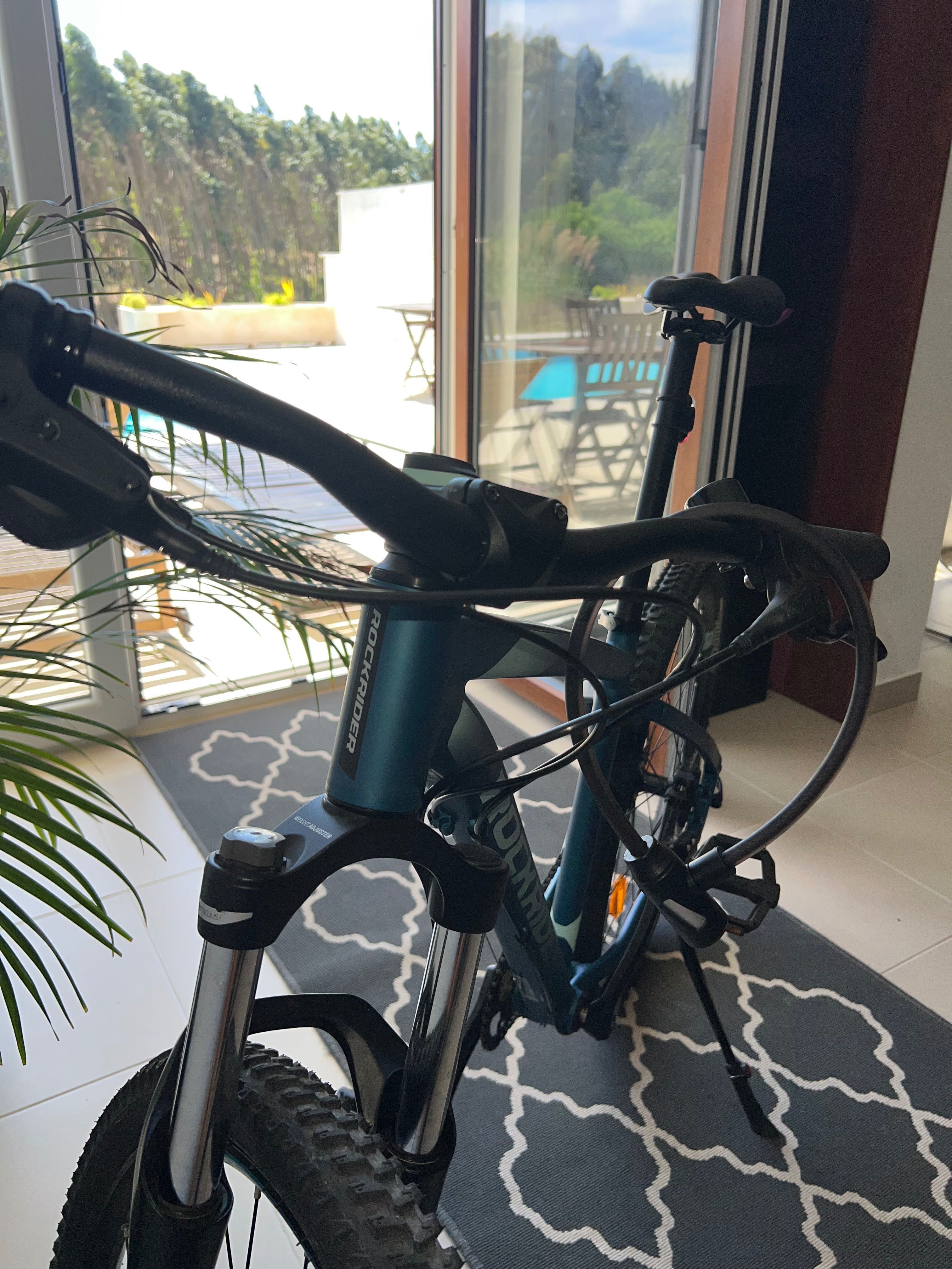 Bicicleta Rockrider ST530 Rosa 27,5