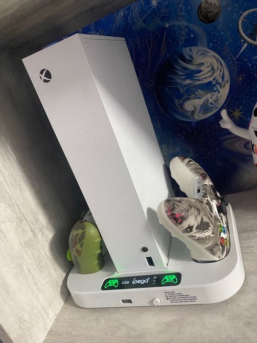 Консоль Xbox series s 512ГБ