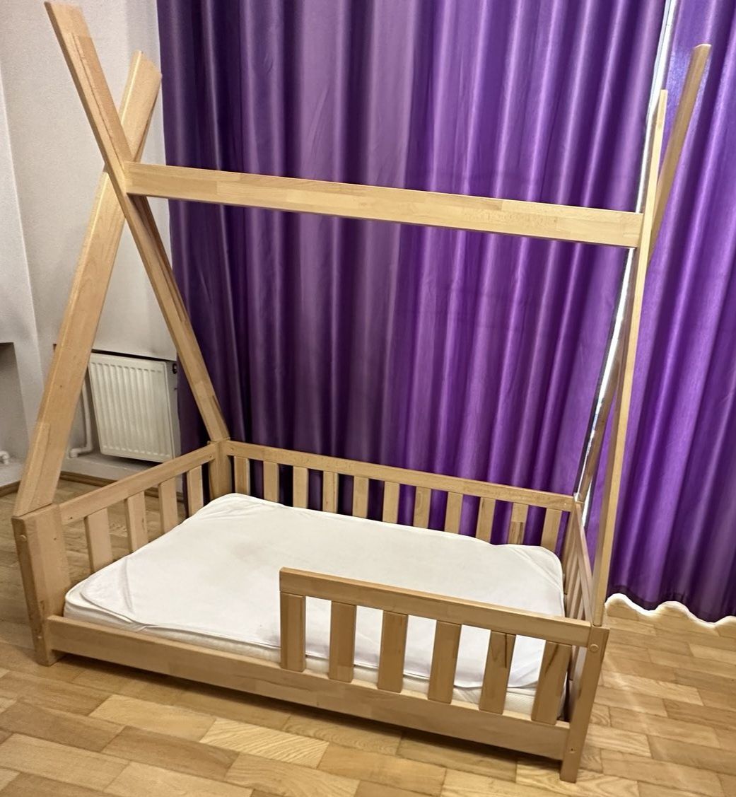 Продам дитяче ліжко-палатка VitaliSpa з парканом, 76x148см, натуральне